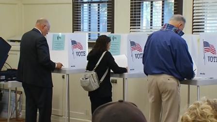 People voting