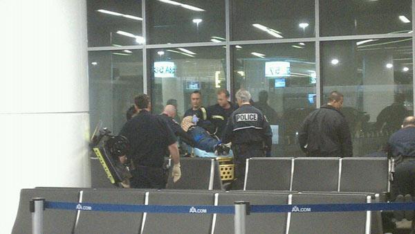 Flight attendants and passengers tackled a man who tried to rush a cockpit on an SFO bound plane. (Courtesy of Andrew Wai)