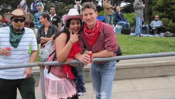 Bay to Breakers 2010, San Francisco, #B2B2010, runners, race, Hayes Street Hill