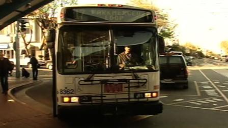 Muni bus