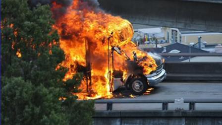 shuttle bus on fire on I-280