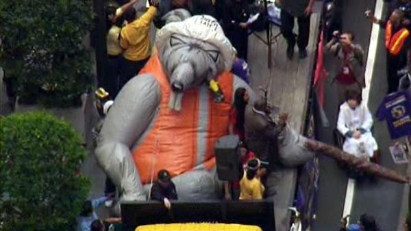 SKY7-HD captured this shot of a giant inflatable rat outside the protest at the annual Wells Fargo shareholders meeting in San Francisco on April 24, 2012.