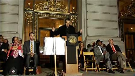 San Francisco City Hall a vigil