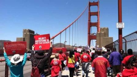 Keystone Pipeline project protesters march across Golden Gate Bridge