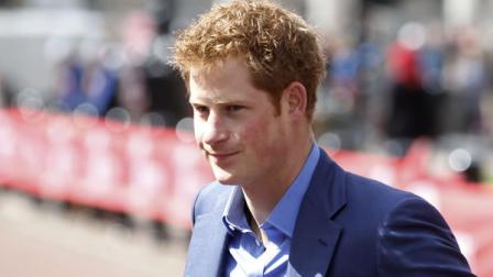 Prince Harry named to receive humanitarian award