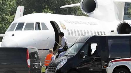 Bolivias President Evo Moraless plane