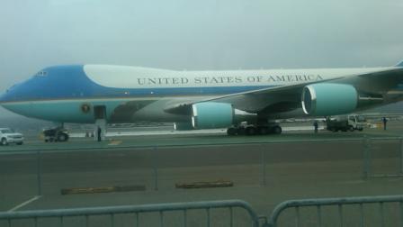 President Barack Obama is taking his star power from the Bay Area to Southern California.