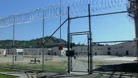 Californias prison re-alignment plan may not happen in time