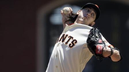 Tim Lincecum beats Dodgers to end long drought