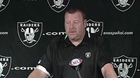 Oakland Raiders Head coach Tom Cable
