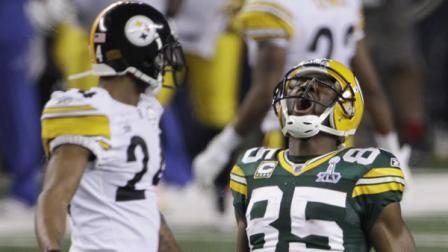 Green  Packers on Green Bay Packers  Greg Jennings Reacts After Making A Catch During