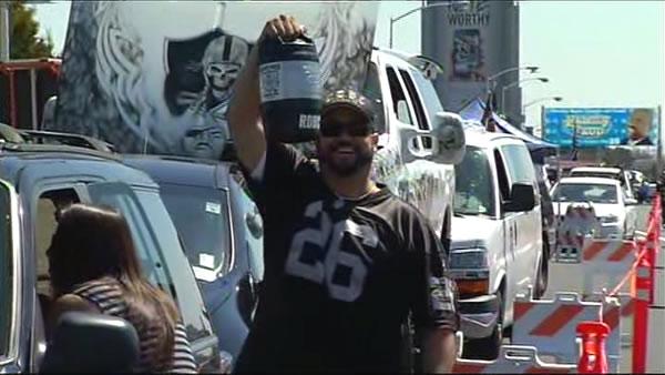Oakland Raiders fans