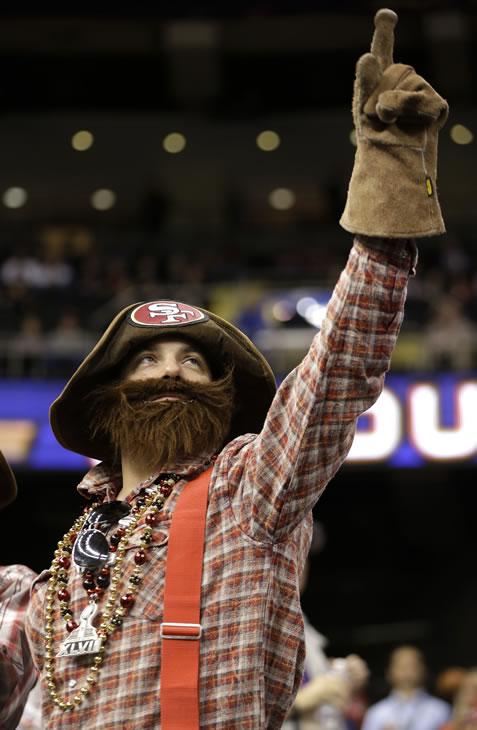 San Francisco 49ers fan Gibran Farrah, of San...