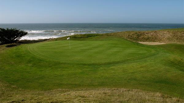 Approach to the 1st green