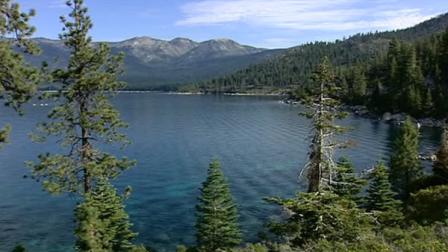 Police say an Internet scam is targeting people seeking vacation rentals near Lake Tahoe.
