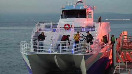 Google expanded its private ferry service for employees, adding a route from Alameda to Redwood City.