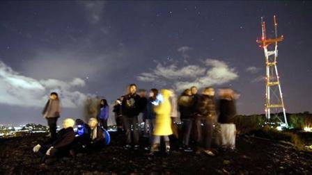 People anxiously wait for snow in SFs Twin Peaks. The Bay area got snow in some parts and record cold temperatures. (Photo submitted via uReport)