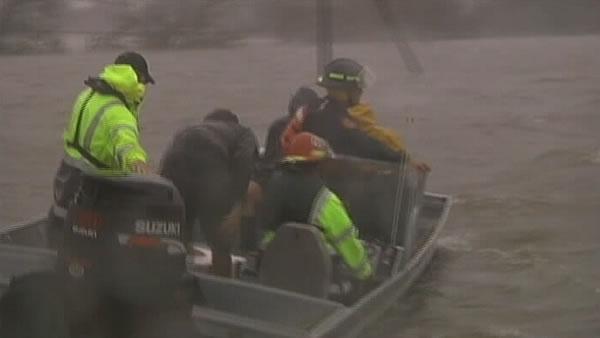 Rescues as Tropical Storm Isaac floods outside New Orleans | abc7news.