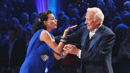 The 80-year-old former astronaut and his partner Ashly Costa are dead last again this week.
