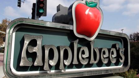The boys parents say he was served a margarita instead of juice in his sippy cup at a Michigan Applebees restaurant. (AP photo)