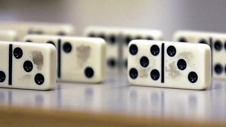 Dominos