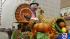 Thanksgiving parade rolls through downtown... ::