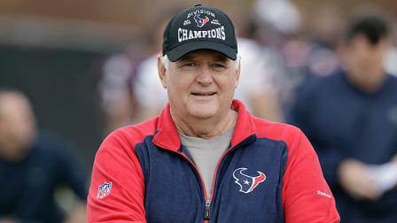 Like Phillips, Texans' Defense Steadies and Toughens