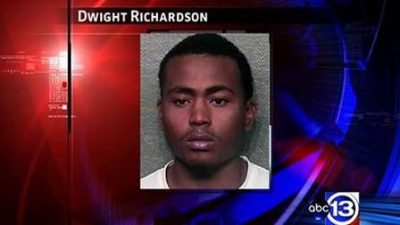 Houston police arrested and charged Dwight Richardson with aggravated robbery with a deadly weapon.