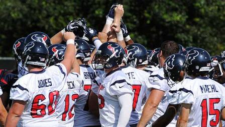 Houston Texans during NFL football practice Thursday, June 14, 2012, in Houston. (AP Photo/Pat Sullivan)