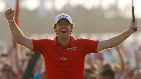Rory McIlroy of Northern Ireland reacts to his victory after a birdie putt on the 18th green during the final round of the PGA Championship golf tournament on the Ocean Course of the Kiawah Island Golf Resort in Kiawah Island, S.C., Sunday, Aug. 12, 2012. (AP Photo/Evan Vucci)