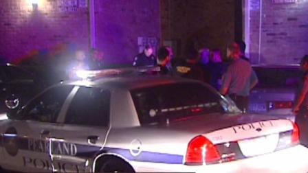 A couple of robbers led police in Pearland on a chase.