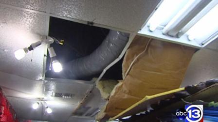 Police say a man entered the store through an air conditioning vent but police got there quickly and caught him in the act.