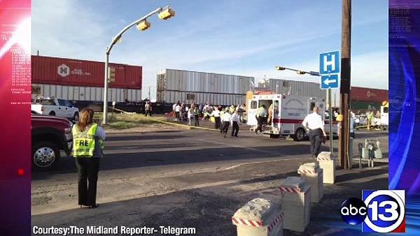 Four dead, 17 injured after train hits veterans parade float in ...