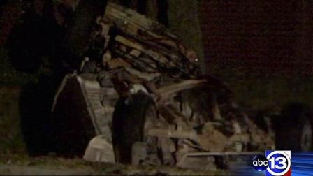 One person was killed in am overnight wreck in northwest Harris County.