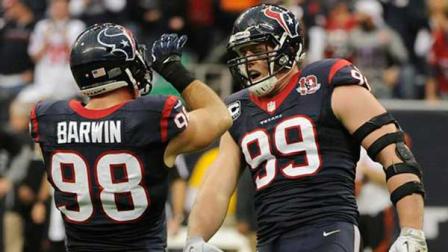 Arian Foster ran for a long-awaited touchdown and set a little postseason history on Saturday, leading the Houston Texans to a 19-13 lead over the Cincinnati Bengals in their playoff rematch. The game is in the fourth quarter.
(AP photo)