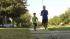 Boy, 7, trains for marathon with his dad ::