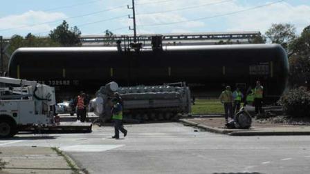 A viewer snapped this photo of the accident Friday. (iWitness Reports)