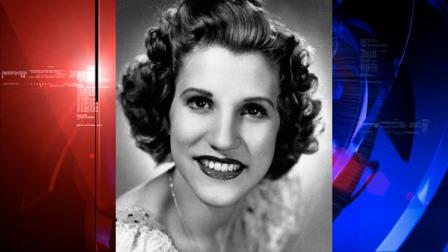 This 1942 file photo shows singer Patty Andrews, the last survivor of the three singing Andrews sisters, who has died in Los Angeles at age 94. Andrews died Wednesday, Jan. 30, 2013, at her home in suburban Northridge of natural causes, said family spokesman Alan Eichler. (AP Photo, File)