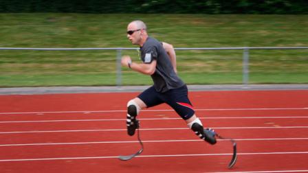 Double-amputee sprinter Oscar Pistorius trains for the Dutch Open Paralympics event in Emmeloord, Netherlands, Friday, May 30, 2008. The South African wants to qualify for the Beijing Olympics after the Court of Arbitration for Sport ruled that his prosthetic racing blades do not give him an unfair advantage over able-bodied runners. (AP Photo/Peter Dejong)