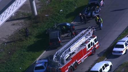 A robbery suspect got into an accident on the frontage road along the South Loop and Broadway while trying to flee the scene.
