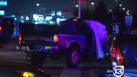 A driver who ran a red light is blamed for this deadly wreck on the Katy Freeway feeder at Mason Road