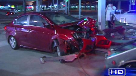 The crash knocked out the traffic signals at the Eastex Freeway frontage road and Little York.
