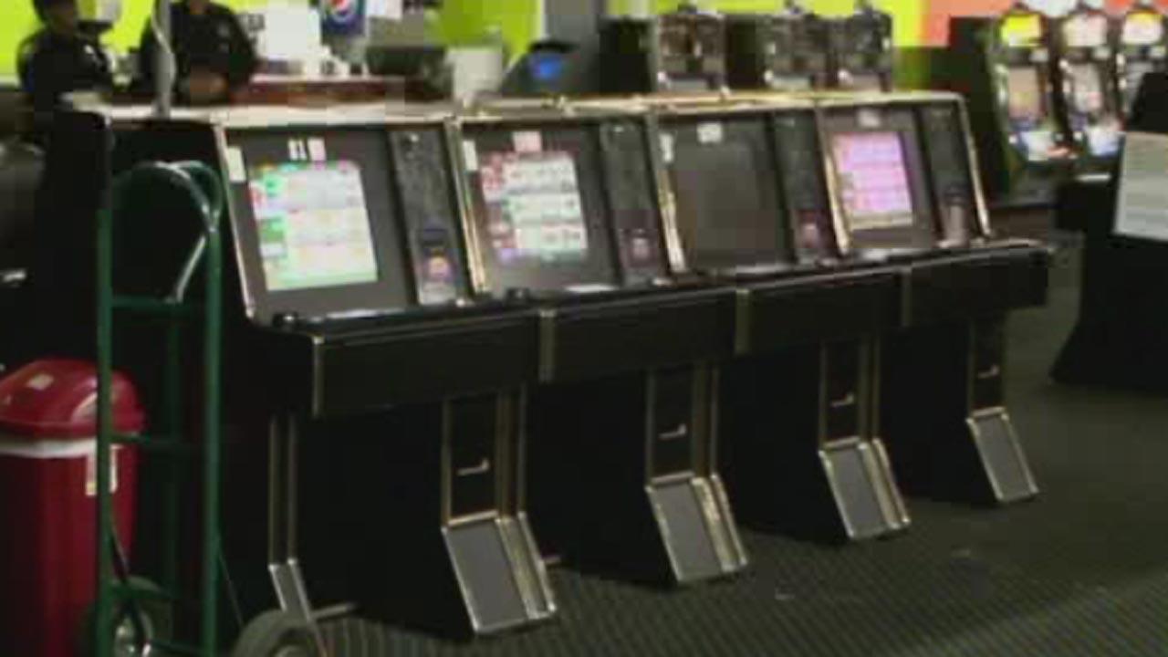 Basic blackjack strategy single deck Problem gambling statistics south australia
