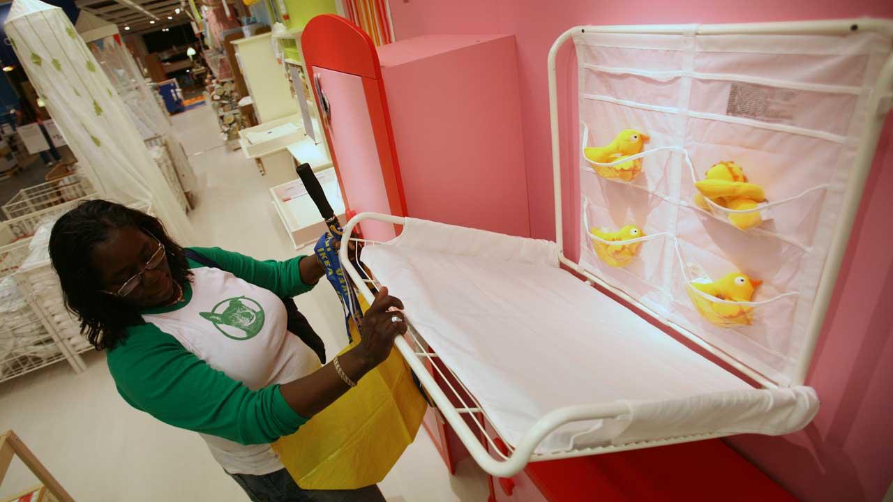 Ikea Schrank Für Kühlschrank ~ California bills require infant changing tables in men’s restrooms Ikea Schrank Für Kühlschrank ~ California bills require infant changing tables in men’s restrooms