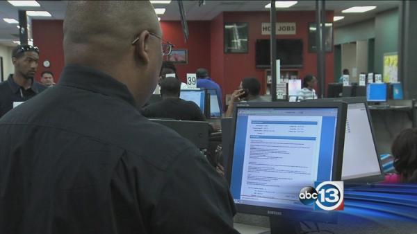 Now's the time to find seasonal job