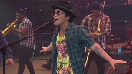 Bruno Mars performed in front of a Rodeo-record crowd Thursday night of more than 75,000