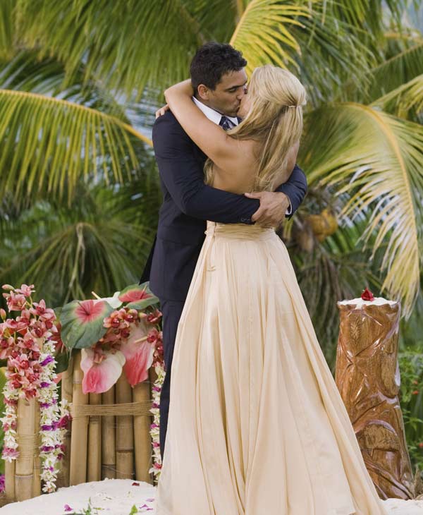 Roberto arrived to the rose ceremony not...