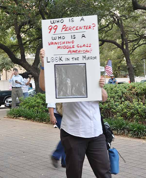 Houston protesters join the Occupy movement to...