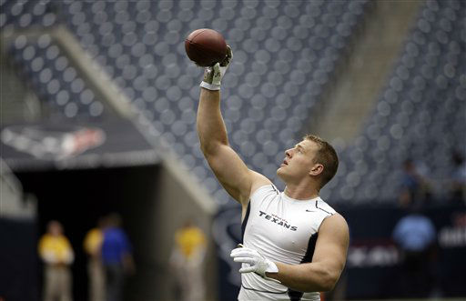 Buffalo Bills running back Fred Jackson (22) is...