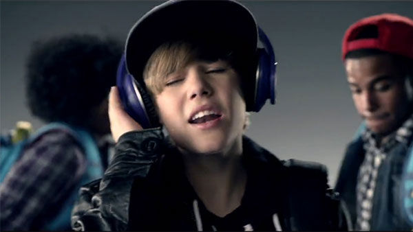 His full name is Justin Drew Bieber.